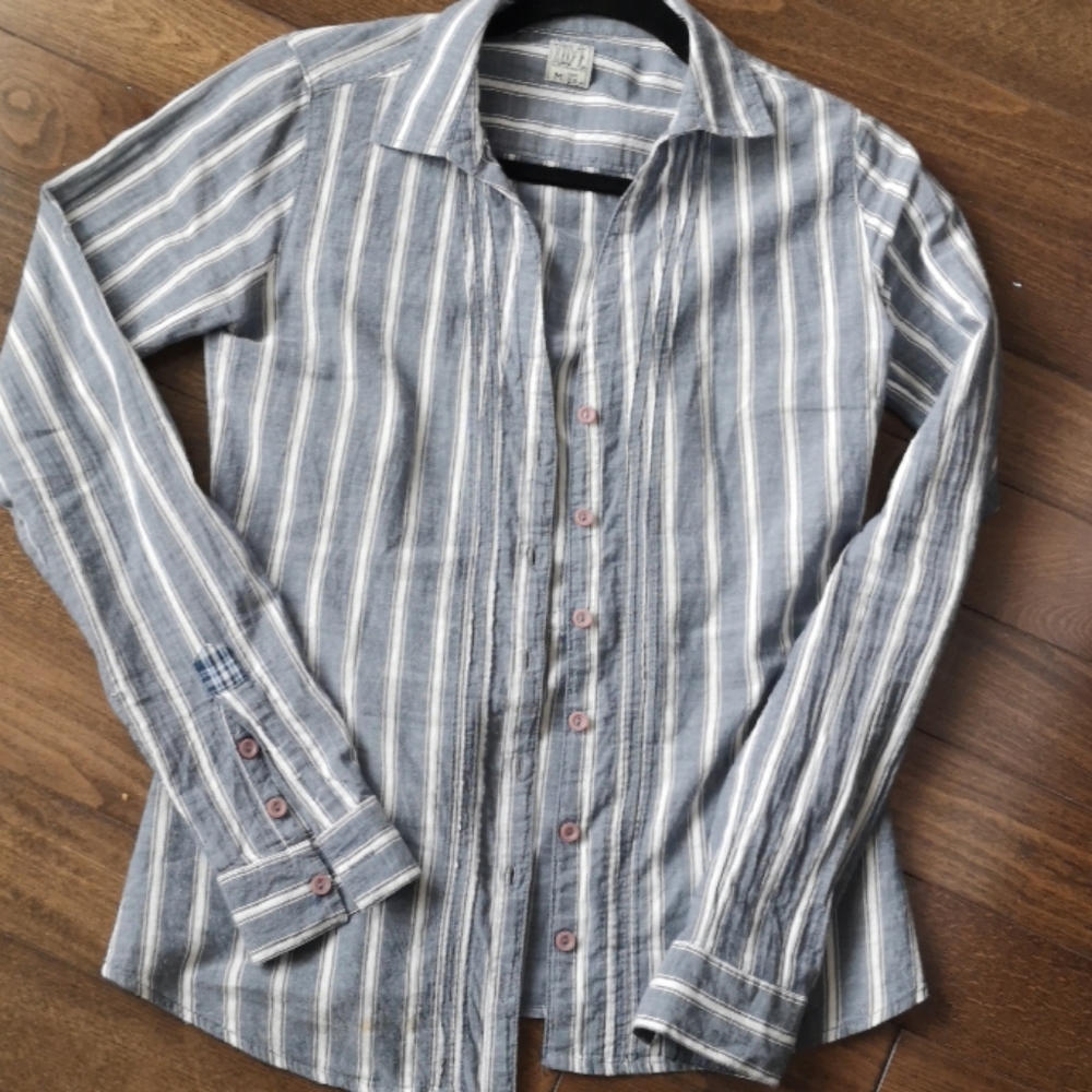 Chambray  striped button down shirt